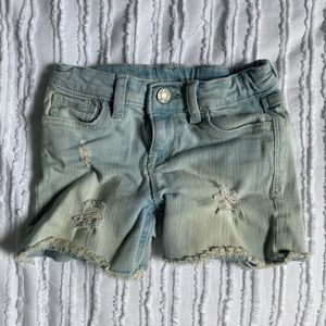 🇺🇸 gapkids light destructed denim shorts